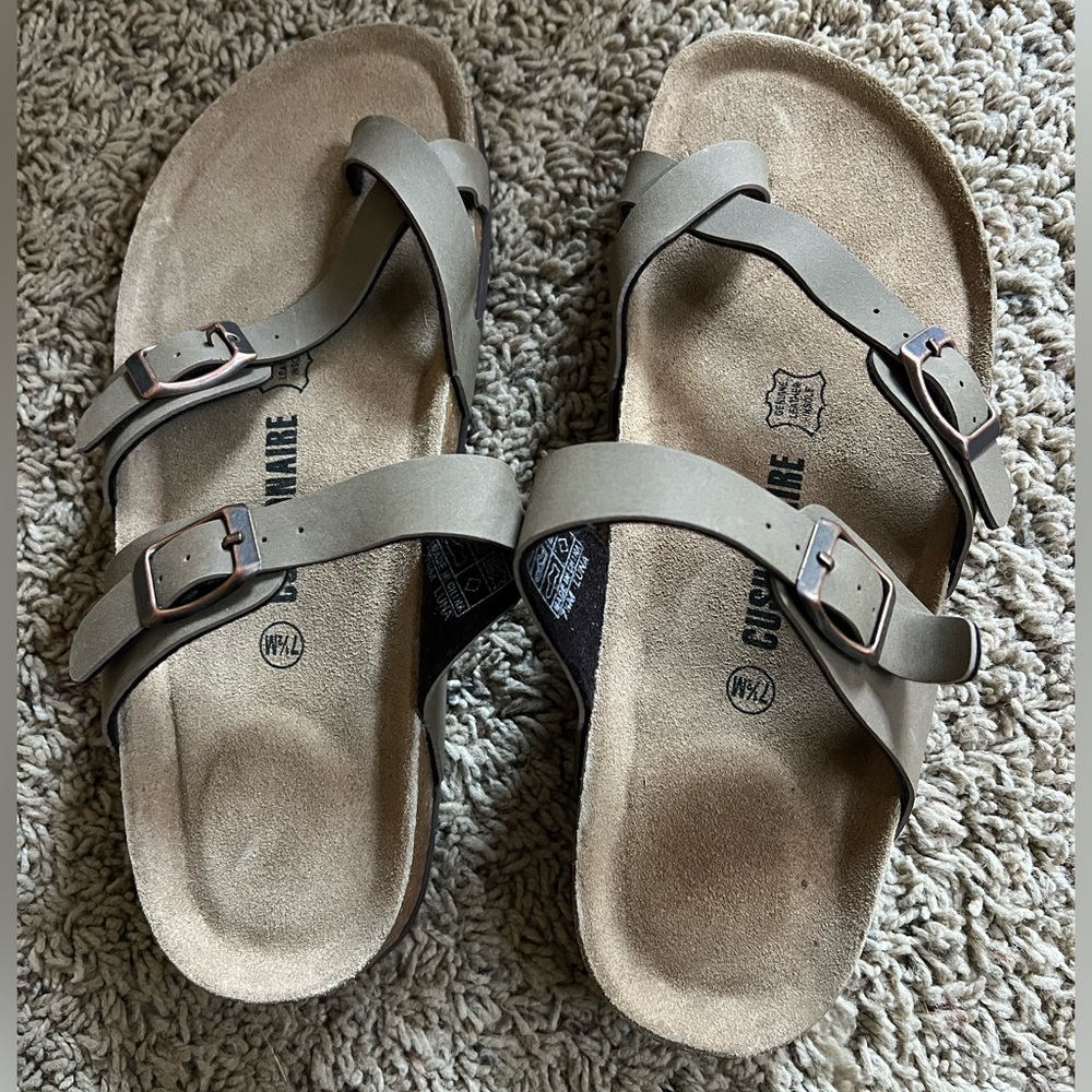 Cushionaire Taupe Double Strap Sandals Size 7.5